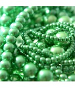 Perles nacrées 6 mm en verre de Bohême couleurs vives lot de 50 - Vert clair