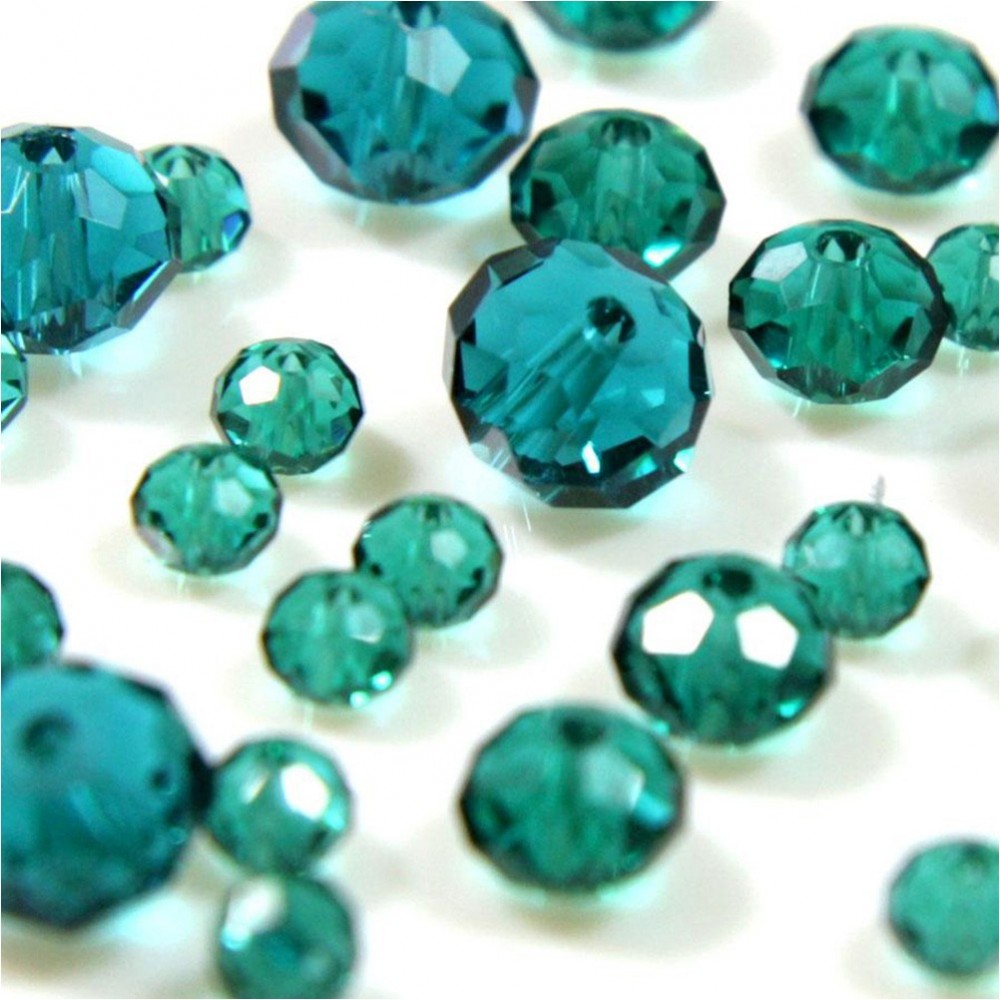 Lot de 20 perles à FACETTES 8mm en Cristal de Bohème Cristal Vert